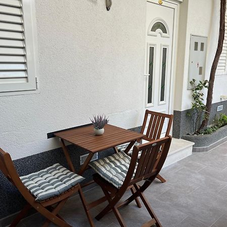 Story Appartement Baška Voda Buitenkant foto