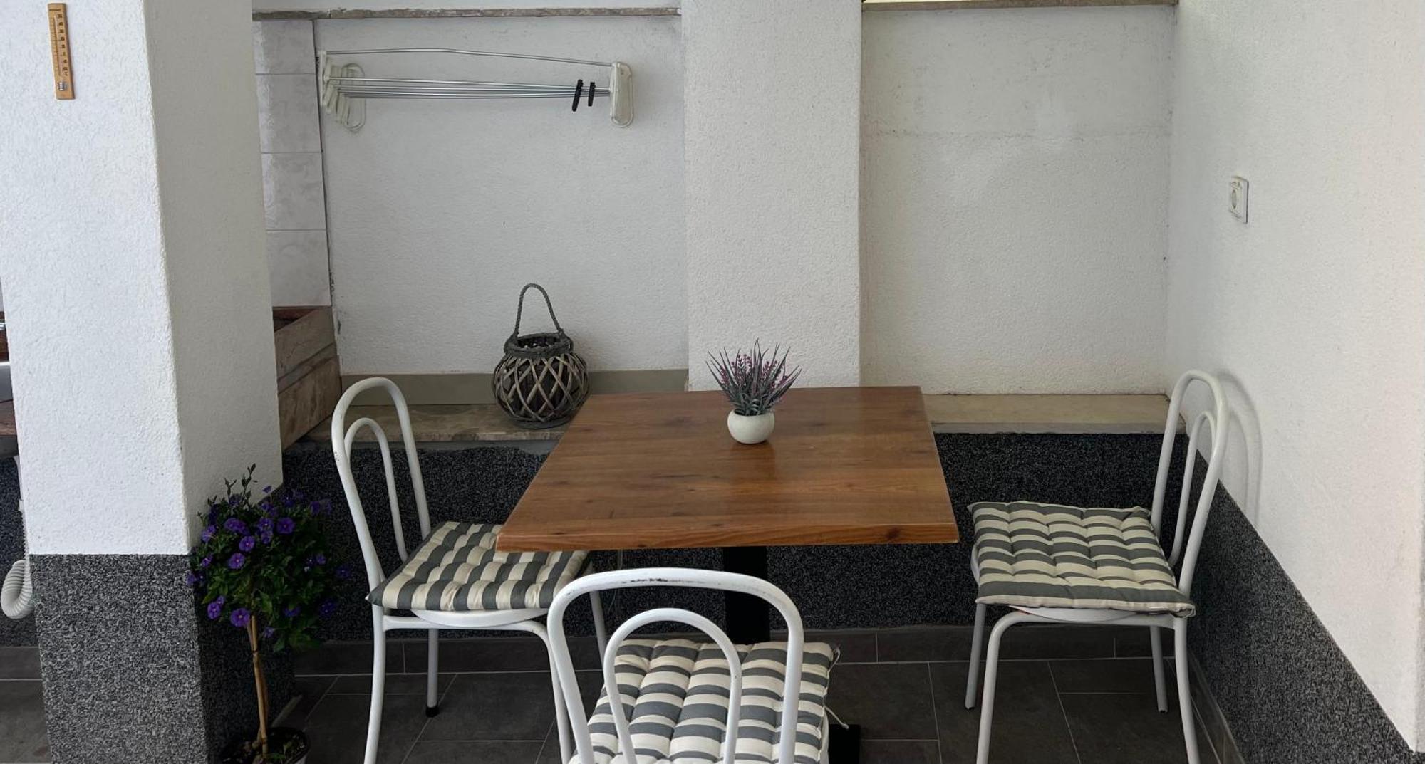 Story Appartement Baška Voda Buitenkant foto