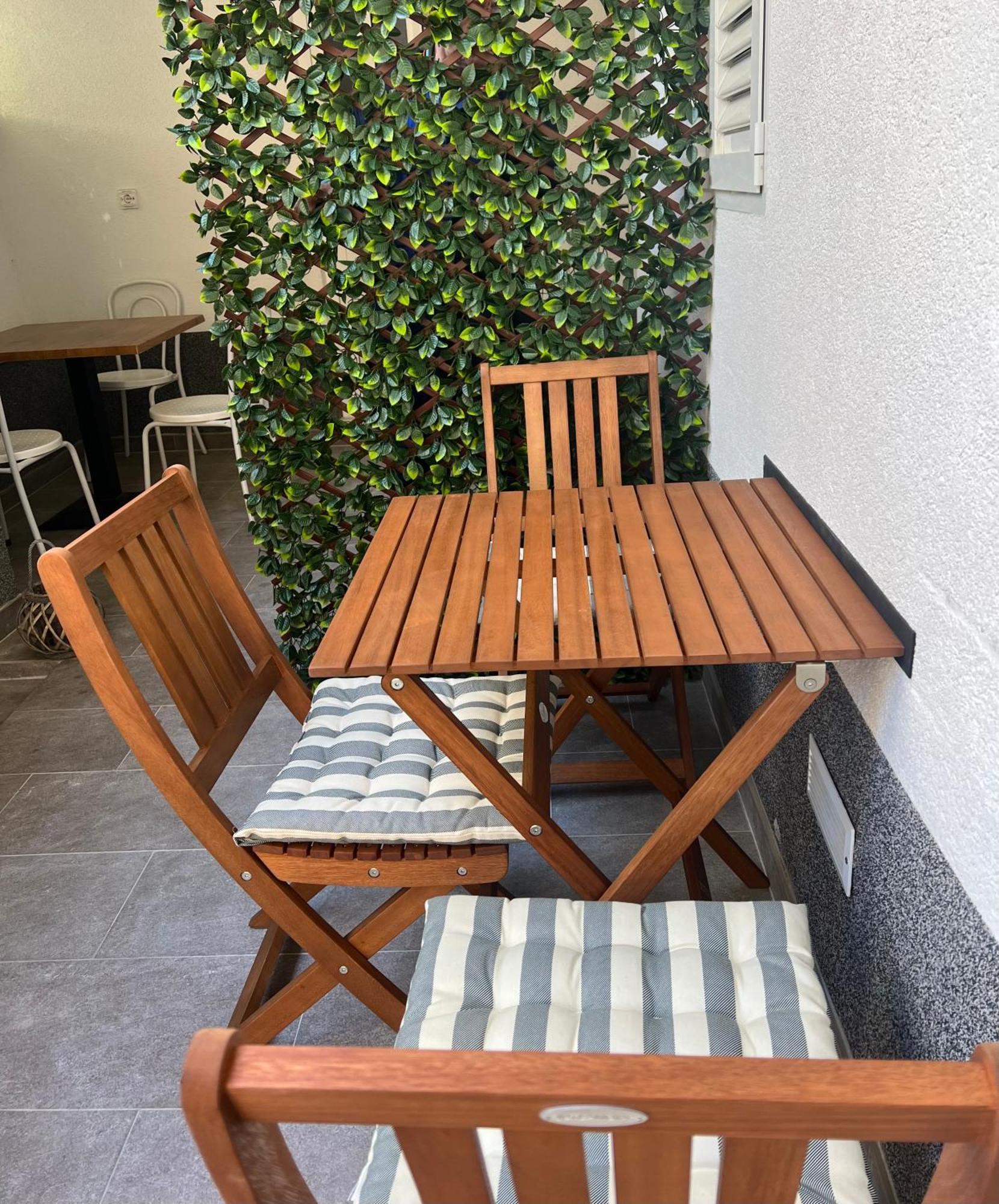 Story Appartement Baška Voda Buitenkant foto