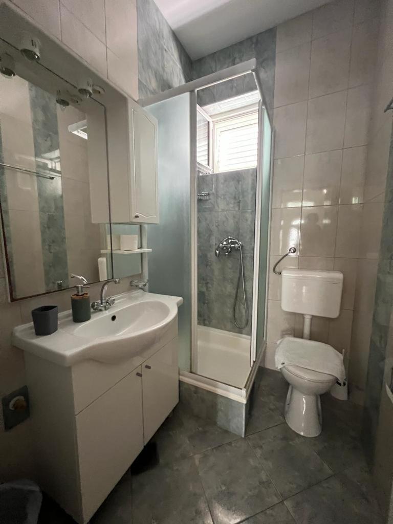 Story Appartement Baška Voda Buitenkant foto